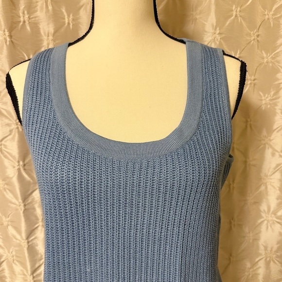 St. John Blue Sleeveless Rib Knit Sweater Vest Wool - Picture 2 of 10